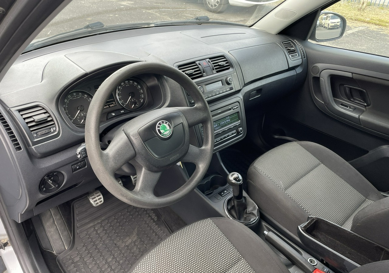 Skoda Roomster I Roomster Scout 1.6-16V Klima 2012 - Car: picture 2 Skoda Roomster I Roomster Scout 1.6-16V Klima 2012 - Car: picture 2