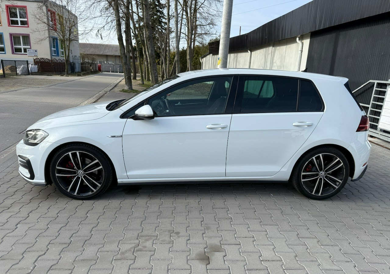 Volkswagen Golf VII GTD 2.0TDI 184KM FullLed Navi Klimatronik ACC Asystenci - Car: picture 2 Volkswagen Golf VII GTD 2.0TDI 184KM FullLed Navi Klimatronik ACC Asystenci - Car: picture 2