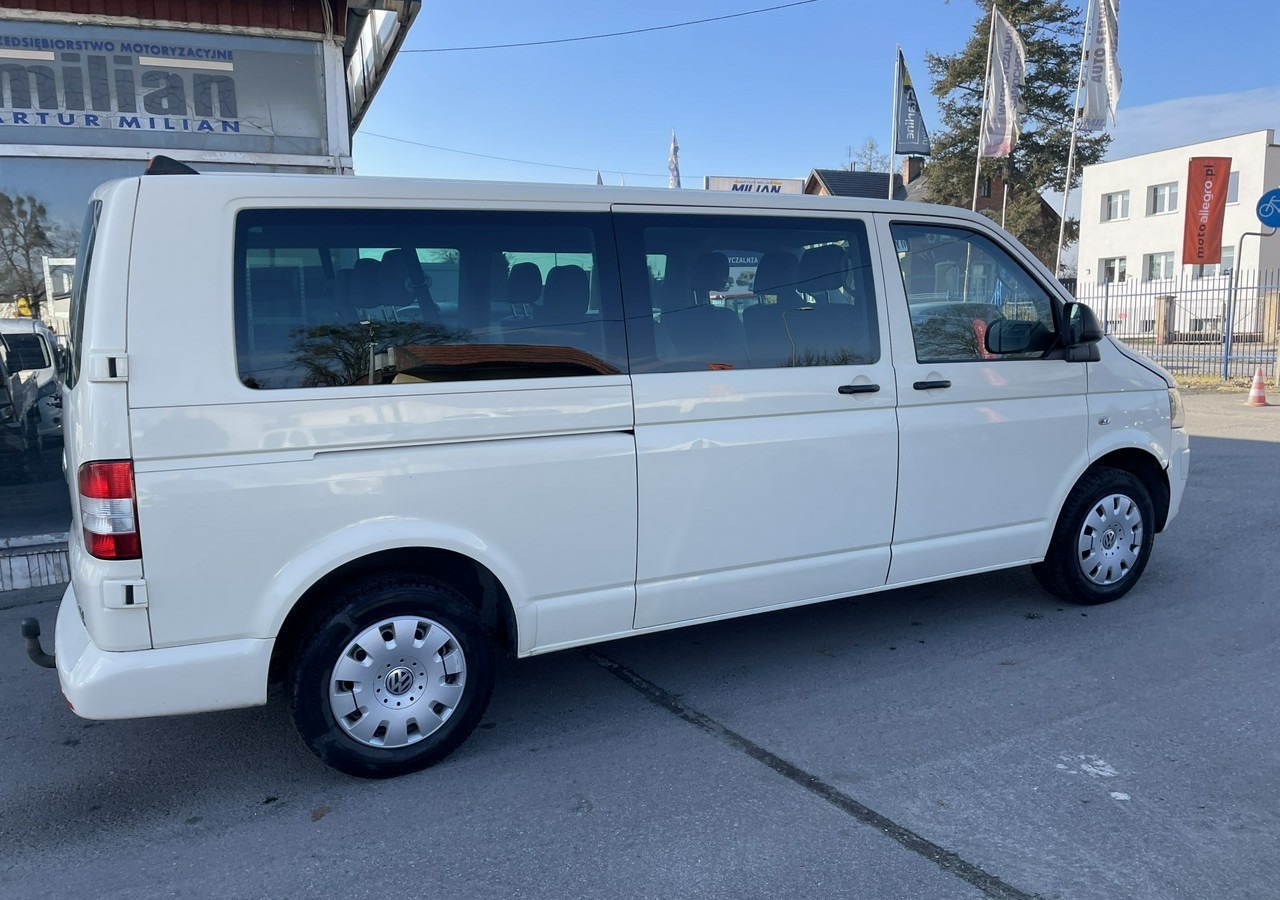 Volkswagen Inny Volkswagen Volkswagen Caravelle 2.0-140KM 2015 - Car: picture 3 Volkswagen Inny Volkswagen Volkswagen Caravelle 2.0-140KM 2015 - Car: picture 3
