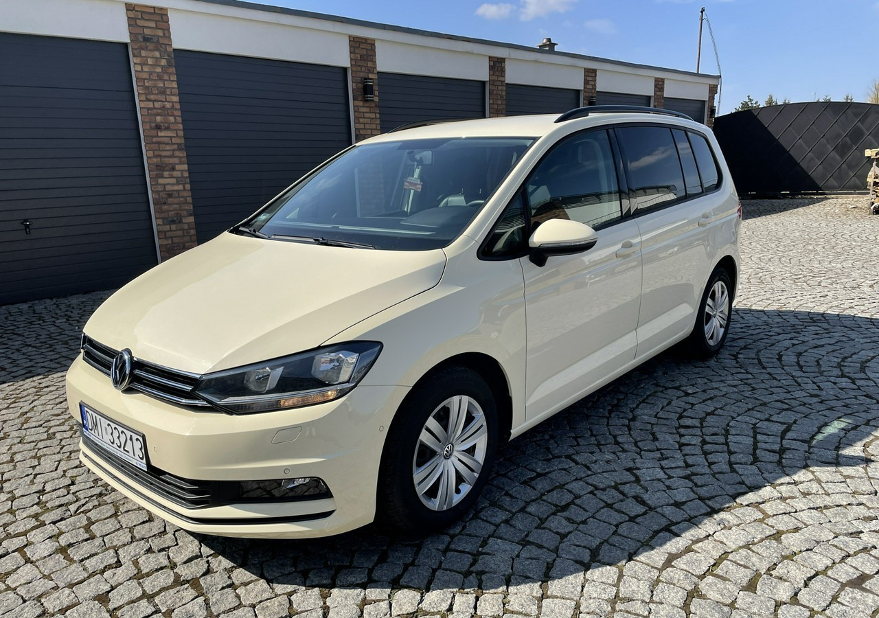 Volkswagen Touran III 2.0 TDI DSG Automat 7osobowy 2020 - Car: picture 1 Volkswagen Touran III 2.0 TDI DSG Automat 7osobowy 2020 - Car: picture 1