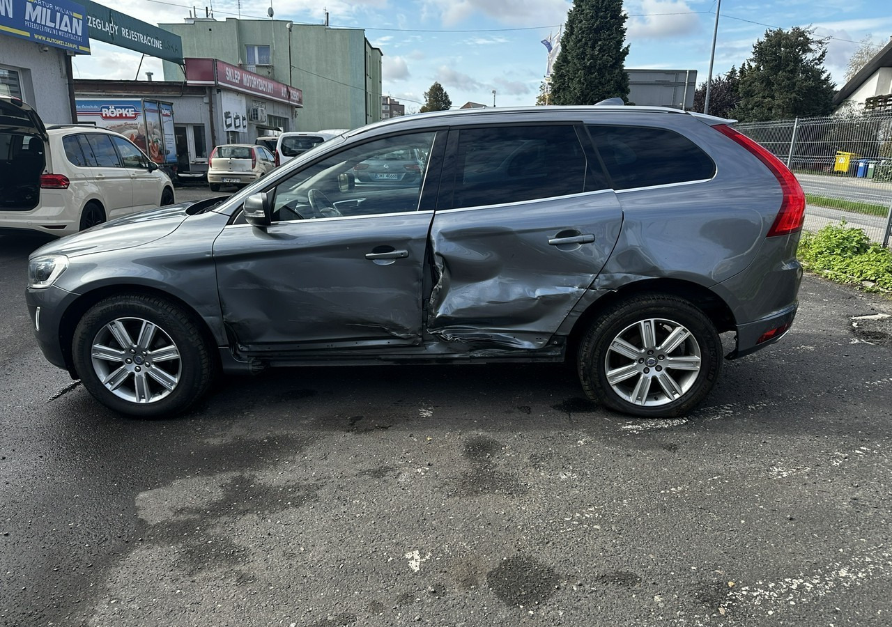 Volvo XC60 I Volvo XC 60 D4AWD Bogate wyposażenie 2017 - SUV: picture 4 Volvo XC60 I Volvo XC 60 D4AWD Bogate wyposażenie 2017 - SUV: picture 4