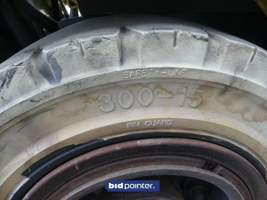 Diesel forklift Hyster H5.00x Year 2001: picture 11 Diesel forklift Hyster H5.00x Year 2001: picture 11