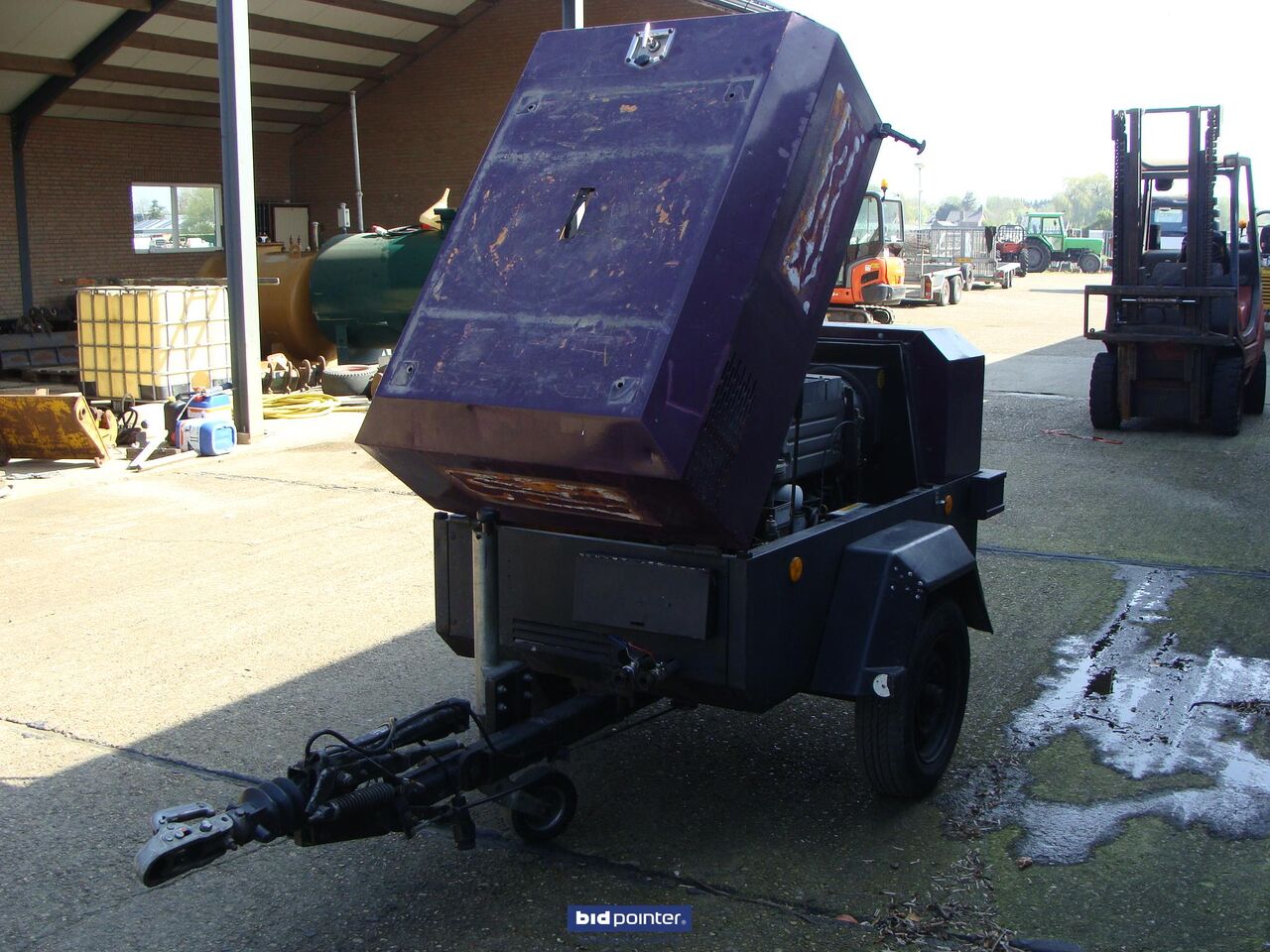 INGERSOLL RAND - Air compressor: picture 3 INGERSOLL RAND - Air compressor: picture 3