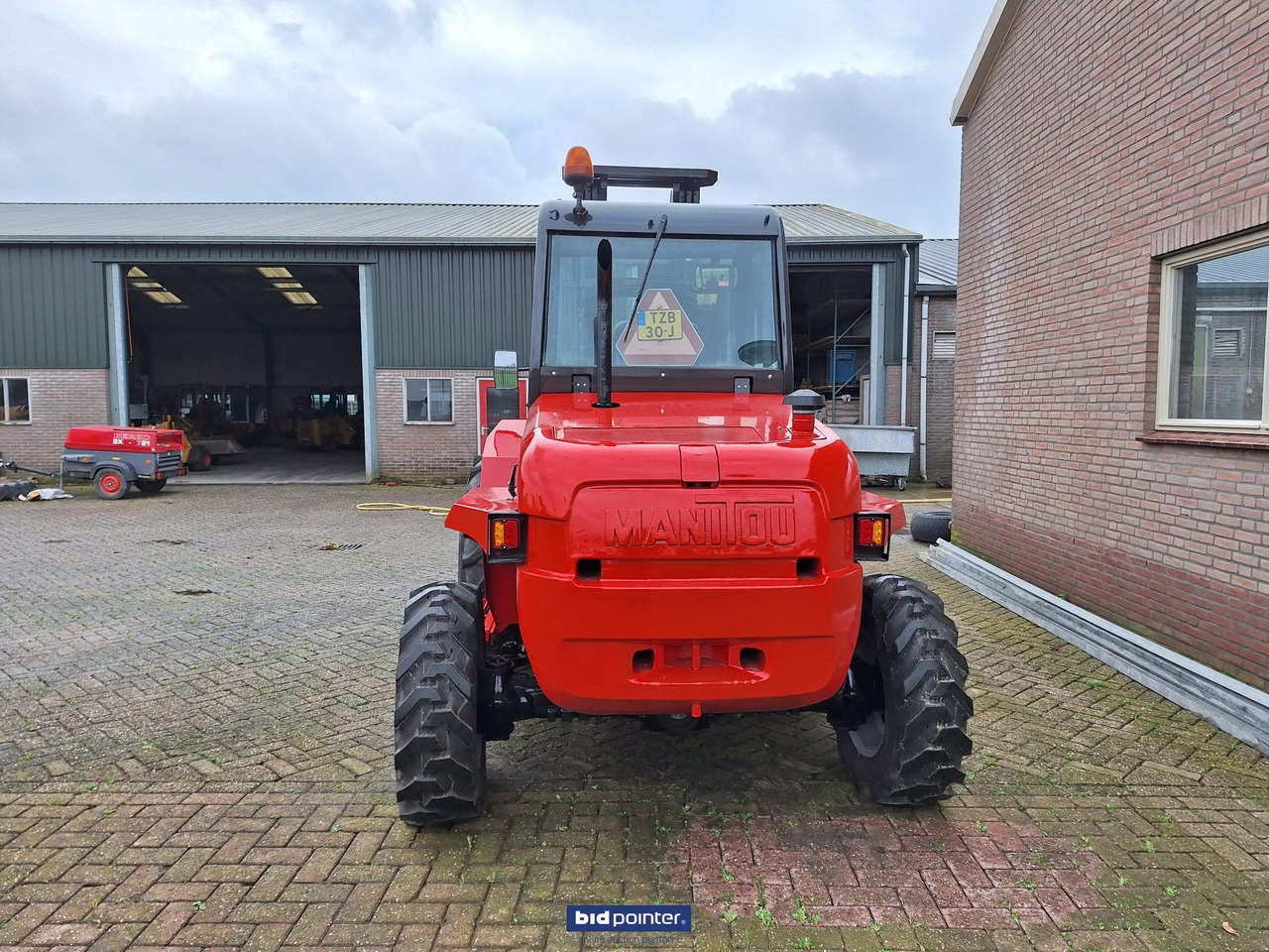 Manitou 30-4 4x4 - Diesel forklift: picture 4 Manitou 30-4 4x4 - Diesel forklift: picture 4