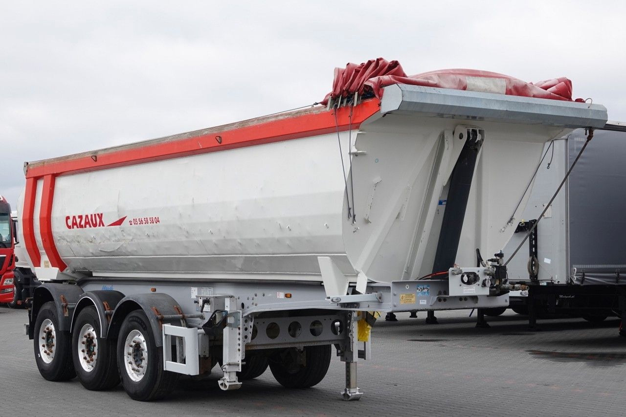 Benalu MENCI WYWROTKA /28 m3 / ALUMINIOWA / OŚ PODNOSZO - Tipper semi-trailer: picture 1 Benalu MENCI WYWROTKA /28 m3 / ALUMINIOWA / OŚ PODNOSZO - Tipper semi-trailer: picture 1