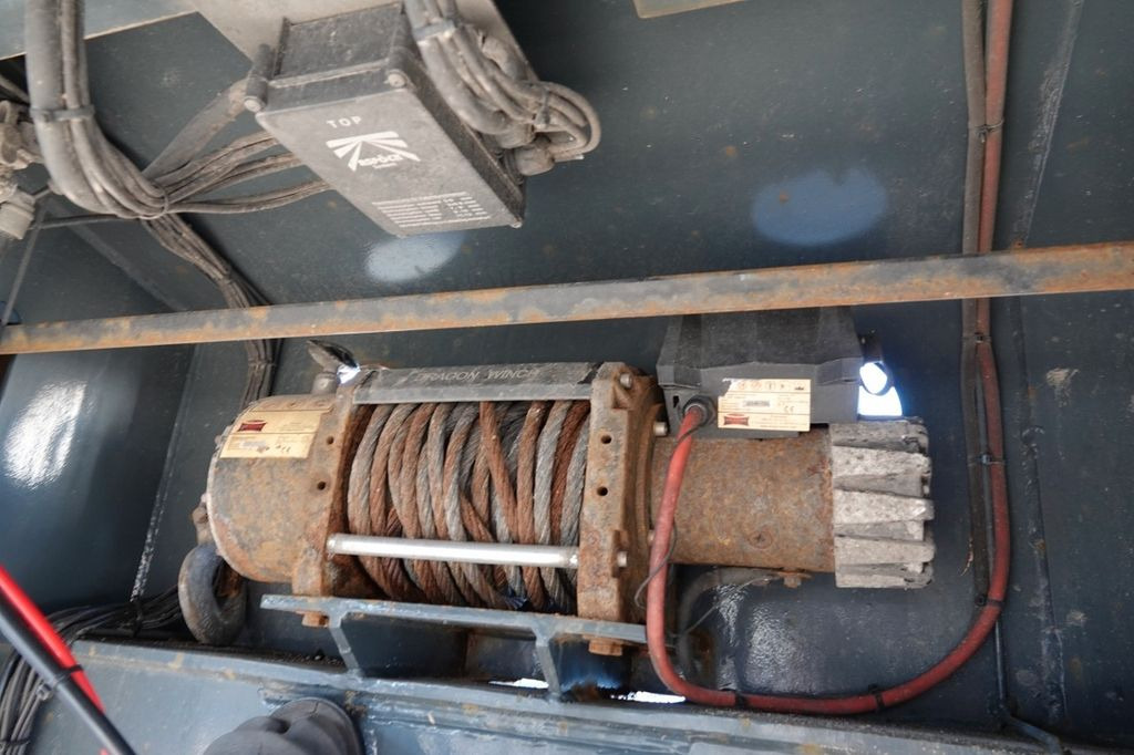 Low loader semi-trailer Emtech NACZEPA LAWETA / NISKOPODWOZIE / ROZCIĄGANA / DŁ: picture 9 Low loader semi-trailer Emtech NACZEPA LAWETA / NISKOPODWOZIE / ROZCIĄGANA / DŁ: picture 9