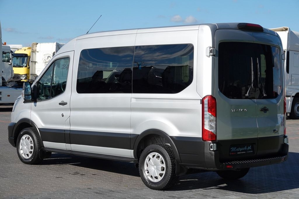 Ford TRANSIT / 6 miejsc + Najazd na wózek / Dla osób - Combi van: picture 4 Ford TRANSIT / 6 miejsc + Najazd na wózek / Dla osób - Combi van: picture 4