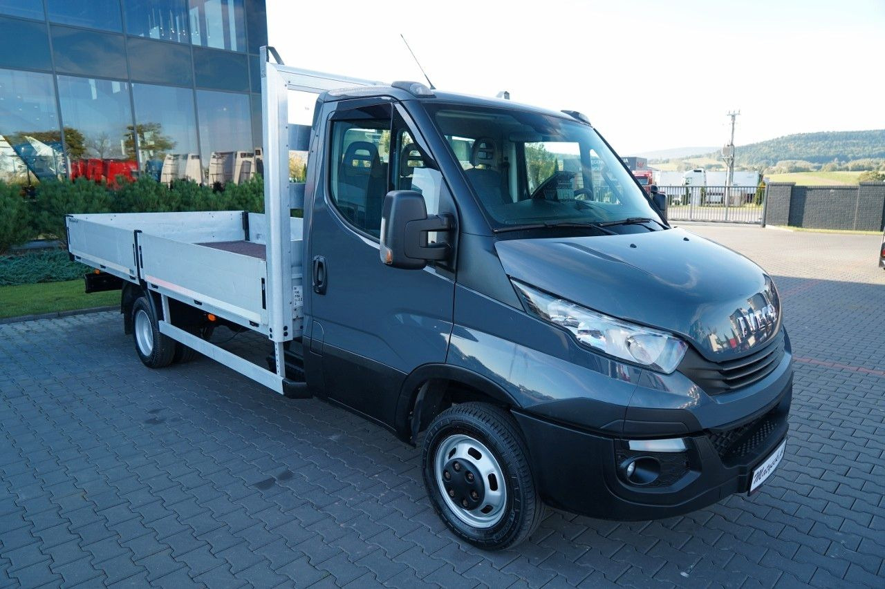 Iveco DAILY 35-180 / SKRZYNIOWY / BLIŹNIAK / HAK / 201 - Box van: picture 5 Iveco DAILY 35-180 / SKRZYNIOWY / BLIŹNIAK / HAK / 201 - Box van: picture 5