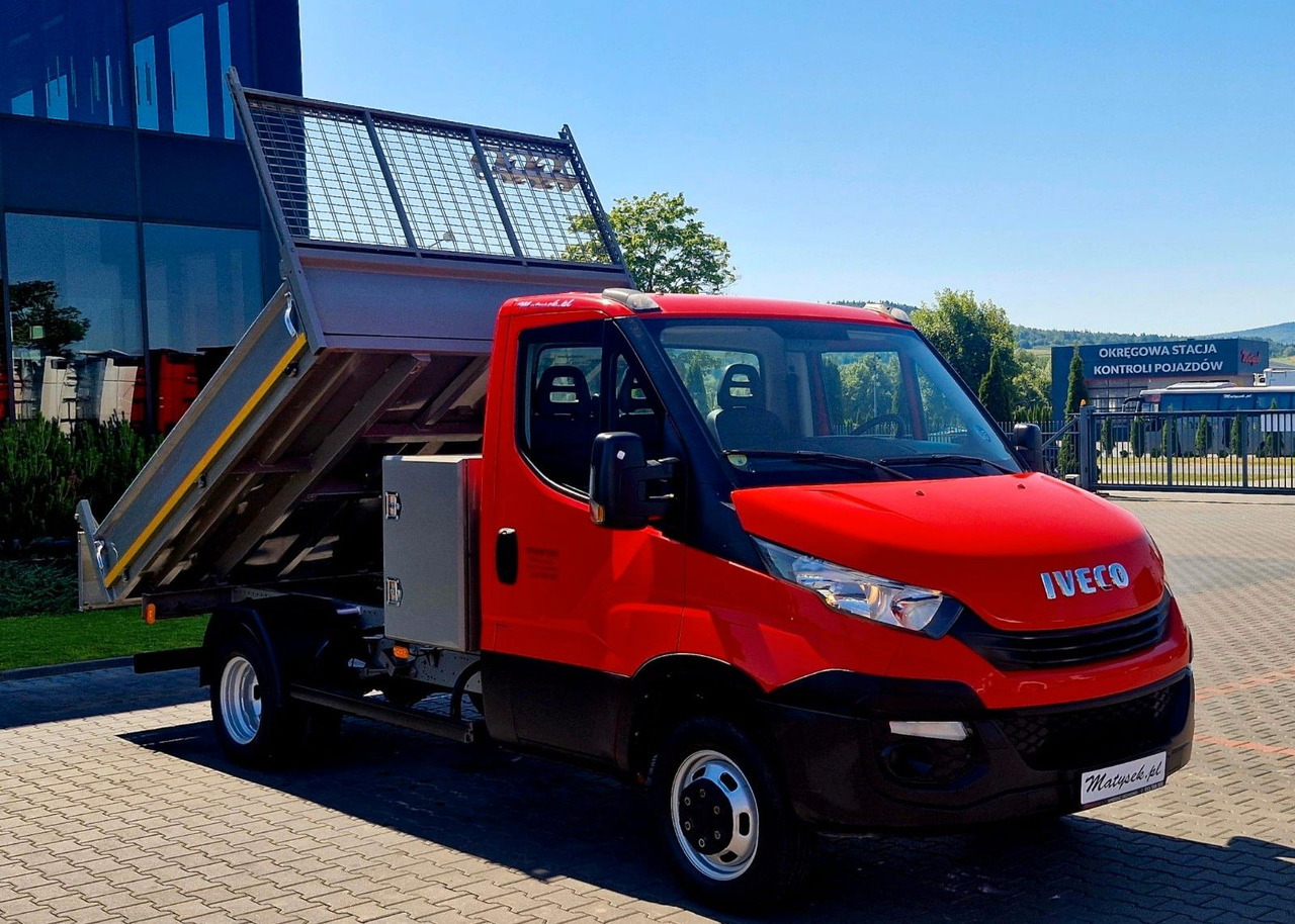 Iveco DAILY 35C12D - Tipper van: picture 1 Iveco DAILY 35C12D - Tipper van: picture 1