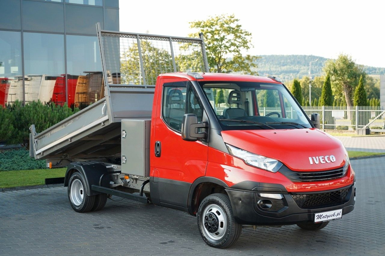 Iveco DAILY 35C12D / - Tipper van: picture 1 Iveco DAILY 35C12D / - Tipper van: picture 1