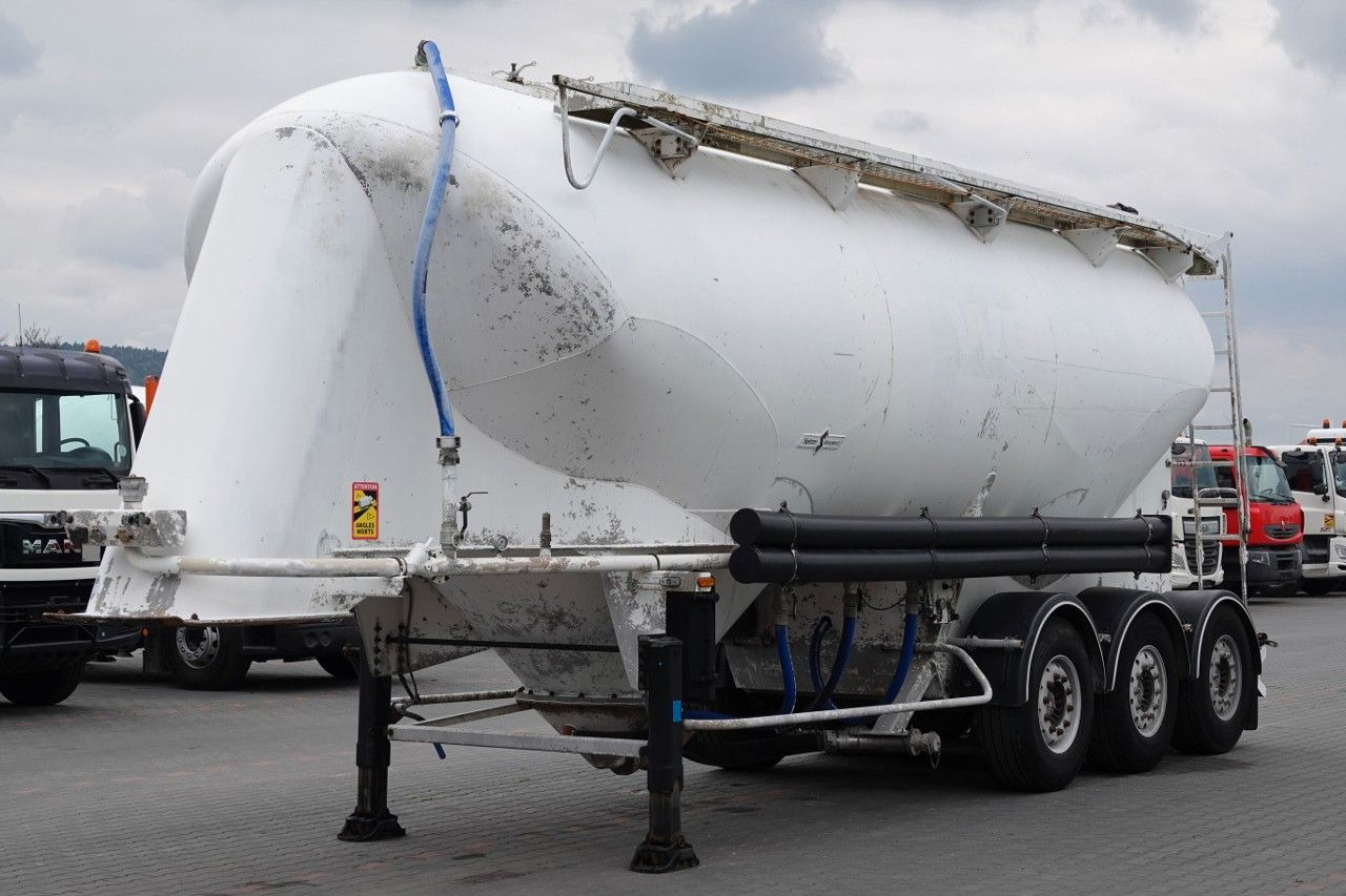 Spitzer CEMENTONACZEPA / 37 000 L / SILOS / 3 KOMORY / O - Silo semi-trailer: picture 2 Spitzer CEMENTONACZEPA / 37 000 L / SILOS / 3 KOMORY / O - Silo semi-trailer: picture 2