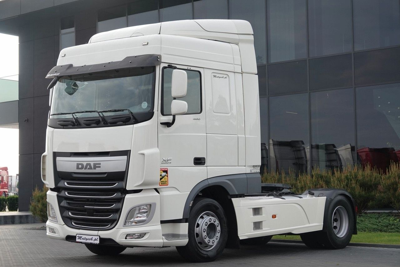 DAF XF 460 / SPACE CAB / OPONY 100% / SPROWADZONY / - Tractor unit: picture 4 DAF XF 460 / SPACE CAB / OPONY 100% / SPROWADZONY / - Tractor unit: picture 4