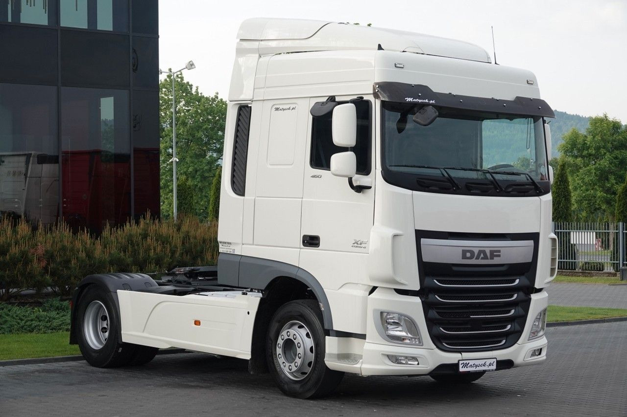 DAF XF 460 / SPACE CAB / OPONY 100% / SPROWADZONY / - Tractor unit: picture 2 DAF XF 460 / SPACE CAB / OPONY 100% / SPROWADZONY / - Tractor unit: picture 2