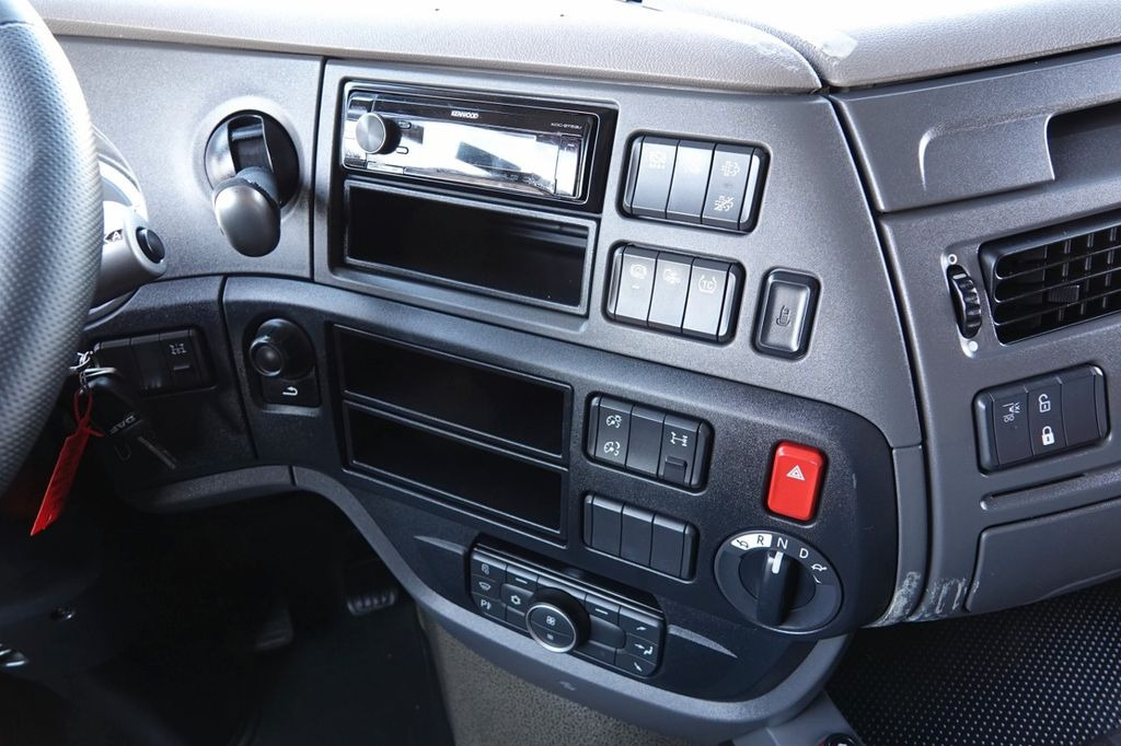 Tractor unit DAF XF 480 / SPACE CAB / 2018 ROK / SPROWADZONY: picture 15