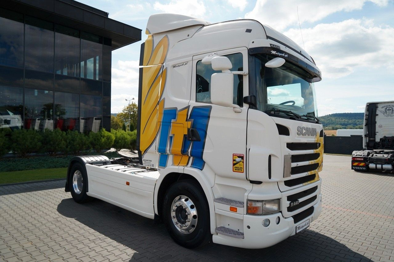 Scania R 440 / RETARDER / EURO 5 / PDE ADBLUE / HYDRAUL - Tractor unit: picture 2 Scania R 440 / RETARDER / EURO 5 / PDE ADBLUE / HYDRAUL - Tractor unit: picture 2