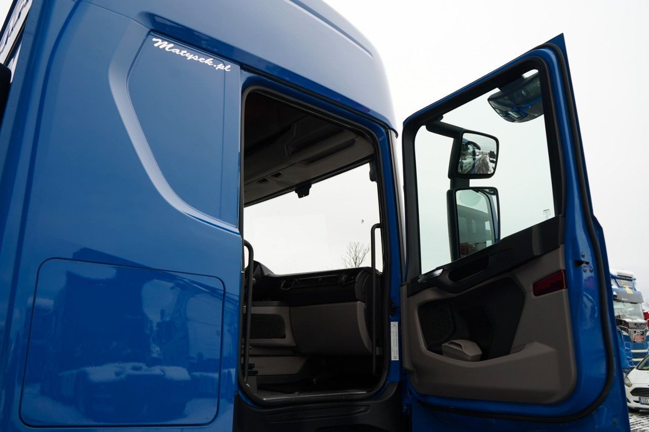 Tractor unit Scania R 450 / RETARDER / PEŁNY ADR / I-PARK COOL / A: picture 36 Tractor unit Scania R 450 / RETARDER / PEŁNY ADR / I-PARK COOL / A: picture 36