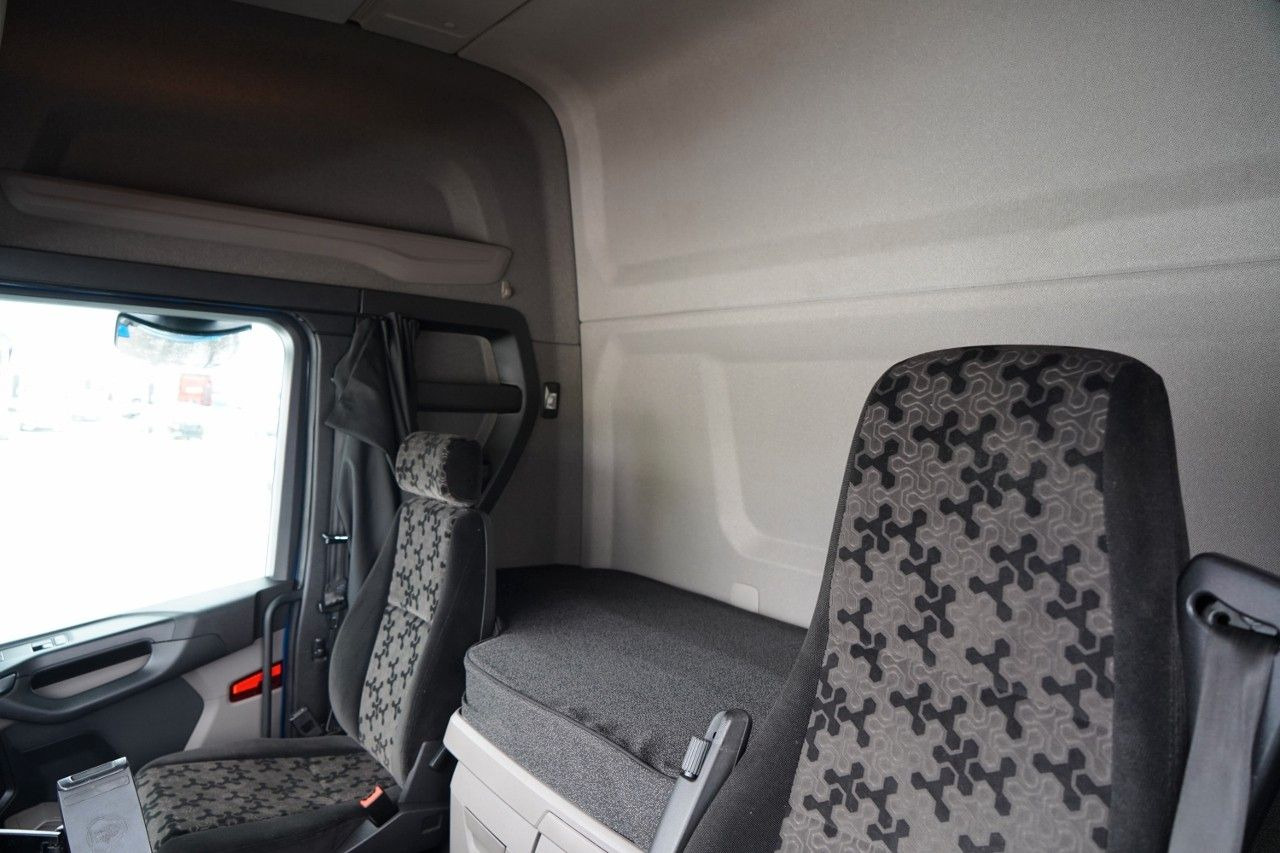 Tractor unit Scania R 450 / RETARDER / PEŁNY ADR / I-PARK COOL / A: picture 25 Tractor unit Scania R 450 / RETARDER / PEŁNY ADR / I-PARK COOL / A: picture 25