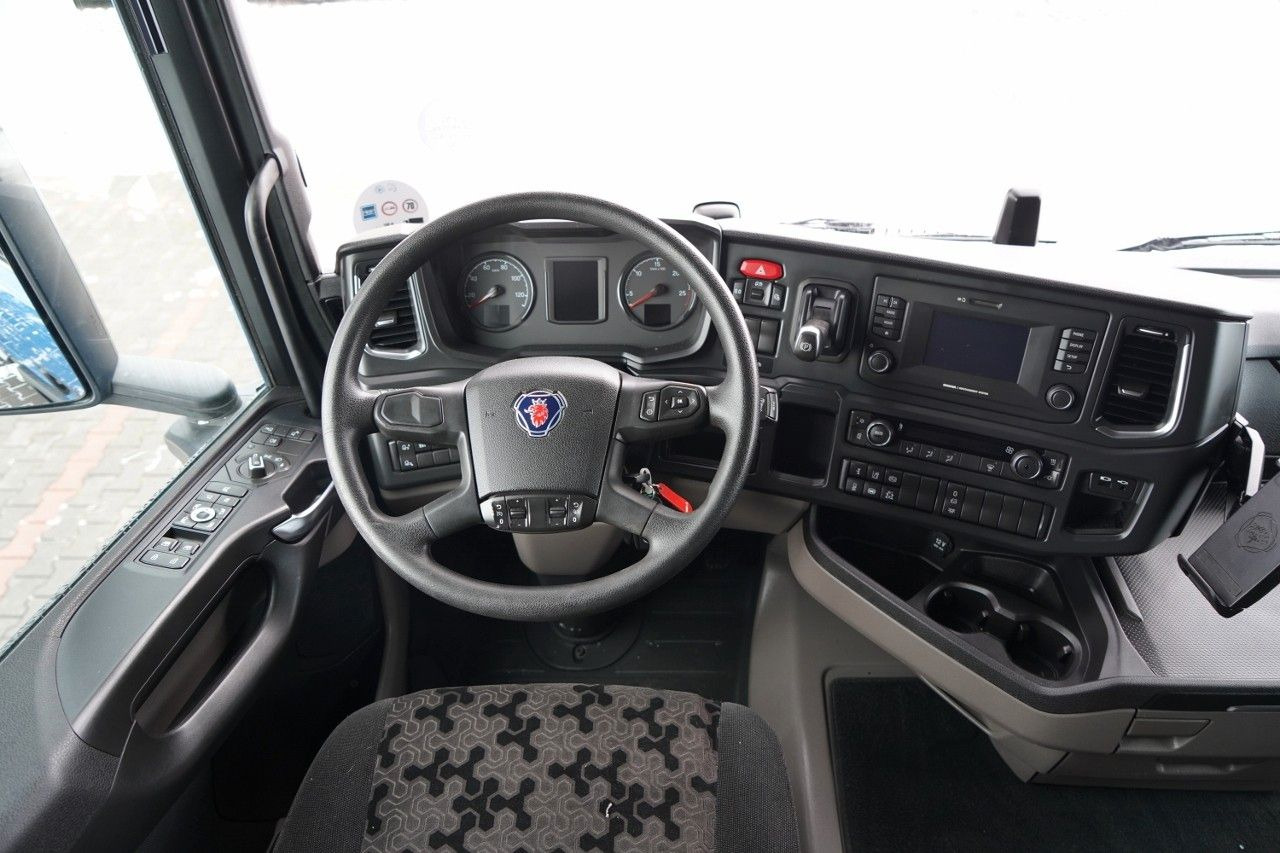 Tractor unit Scania R 450 / RETARDER / PEŁNY ADR / I-PARK COOL / A: picture 29 Tractor unit Scania R 450 / RETARDER / PEŁNY ADR / I-PARK COOL / A: picture 29