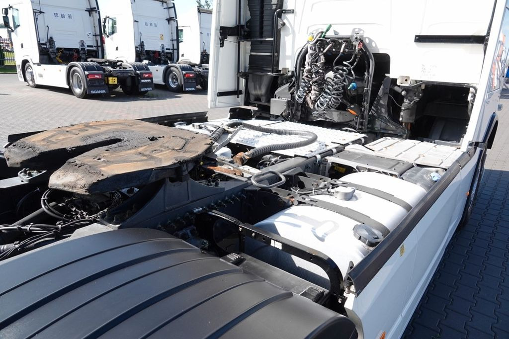 Tractor unit Volvo FH 460 / HYDRAULIKA / 2 ZBIORNIKI / PO KONTRAKCI: picture 11