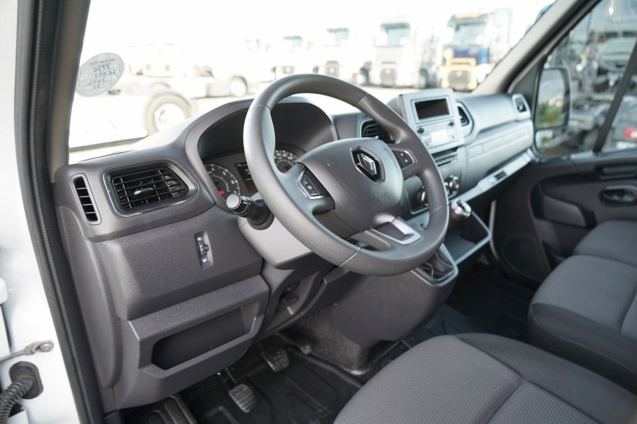 Renault MASTER / BLASZAK / FURGON / BRYGADÓWKA 7 MIEJSC on lease Renault MASTER / BLASZAK / FURGON / BRYGADÓWKA 7 MIEJSC: picture 26 Renault MASTER / BLASZAK / FURGON / BRYGADÓWKA 7 MIEJSC on lease Renault MASTER / BLASZAK / FURGON / BRYGADÓWKA 7 MIEJSC: picture 26