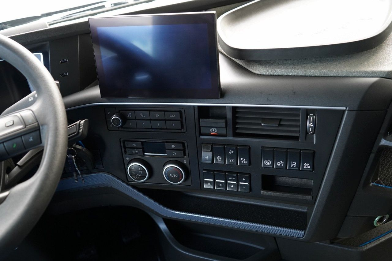 Curtainsider truck Volvo FH 500 / I-SAVE / XL / ZESTAW TANDEM PRZEJAZDOWY: picture 37