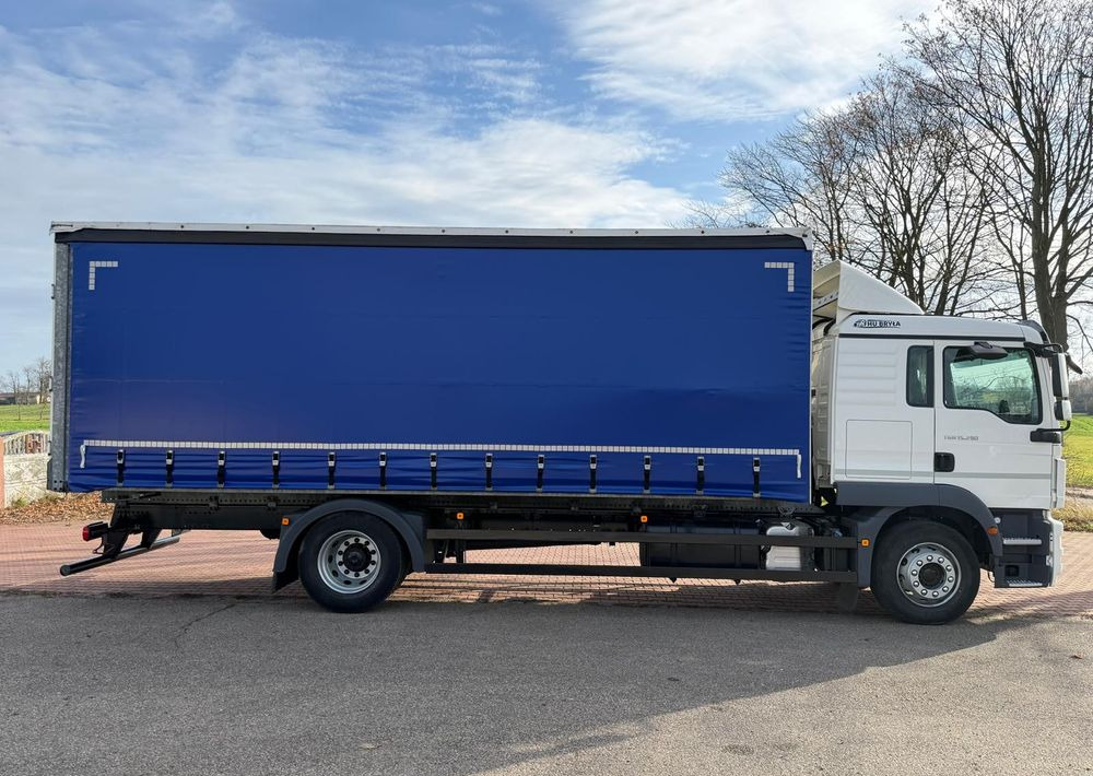 Curtainsider truck MAN TGM 15.290 / FIRANKA / 2016R / KLIMA POSTOJOWA /SPROWADZONY/ 8T ŁADOWNOŚĆ / 17 PALET / E6  / WINDA /: picture 11