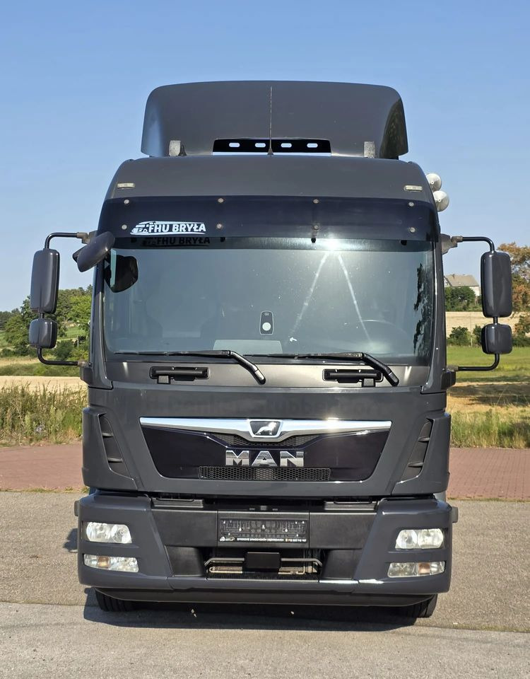 MAN TGM 15.290 / RAMA DO ZABUDOWY / AUTOMAT / SPROWADZONY / E6 / LIFT / ROZSTAW OSI 5.5M / LAWETA / POMOC DROGOWA / STAN BARDZO DOBRY/ - Cab chassis truck: picture 5 MAN TGM 15.290 / RAMA DO ZABUDOWY / AUTOMAT / SPROWADZONY / E6 / LIFT / ROZSTAW OSI 5.5M / LAWETA / POMOC DROGOWA / STAN BARDZO DOBRY/ - Cab chassis truck: picture 5
