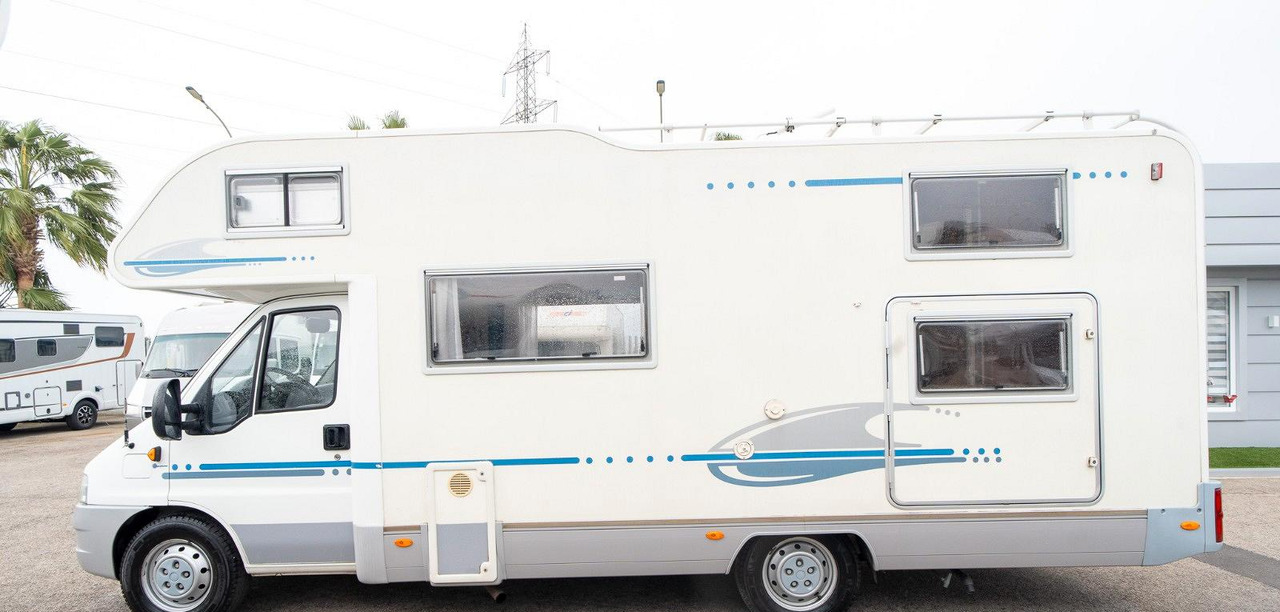 Adria adriatik coral 670 dk - Alcove motorhome: picture 2 Adria adriatik coral 670 dk - Alcove motorhome: picture 2