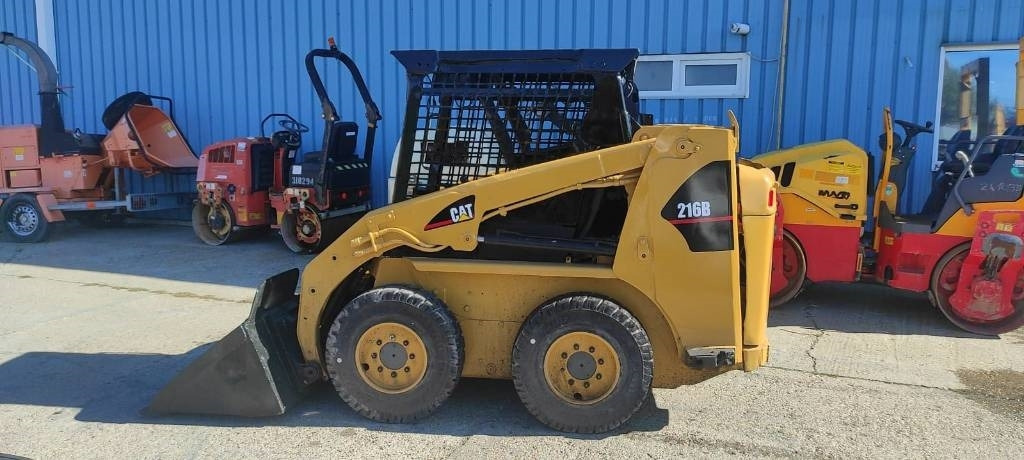 CAT 216 - Skid steer loader: picture 2 CAT 216 - Skid steer loader: picture 2
