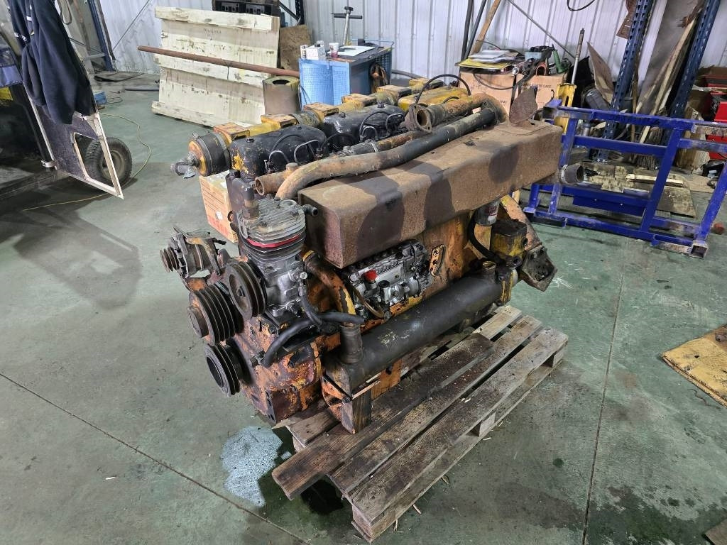 Hanomag 6 Cylinder ENGINE - Engine for Construction machinery: picture 1 Hanomag 6 Cylinder ENGINE - Engine for Construction machinery: picture 1