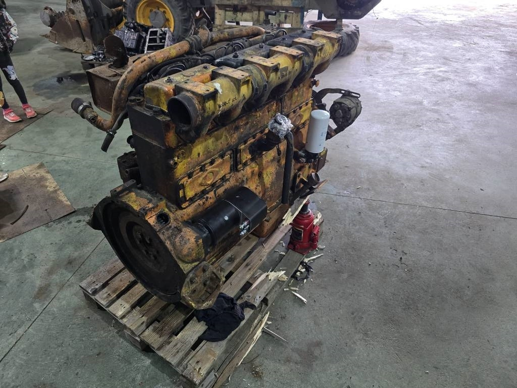 Hanomag 6 Cylinder ENGINE - Engine for Construction machinery: picture 3 Hanomag 6 Cylinder ENGINE - Engine for Construction machinery: picture 3