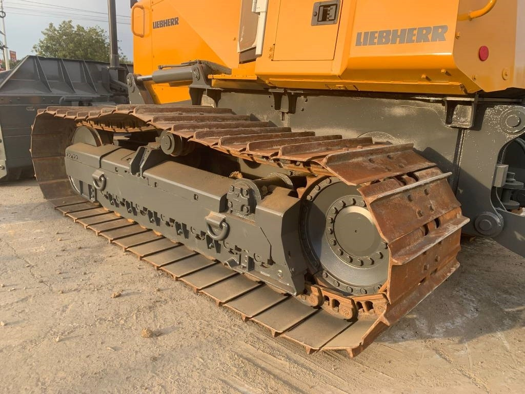 Bulldozer Liebherr PR714LGP+Leica Icon 3D: picture 11 Bulldozer Liebherr PR714LGP+Leica Icon 3D: picture 11