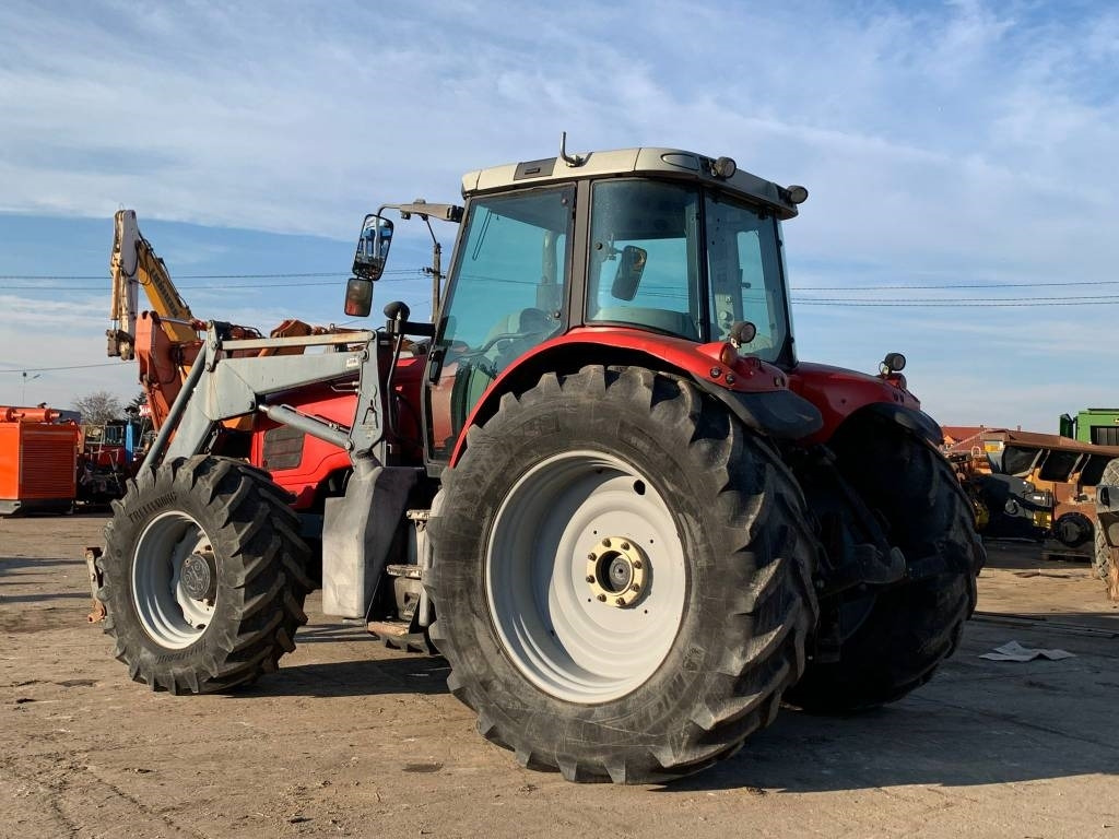 Massey Ferguson MF7485 - Farm tractor: picture 3 Massey Ferguson MF7485 - Farm tractor: picture 3