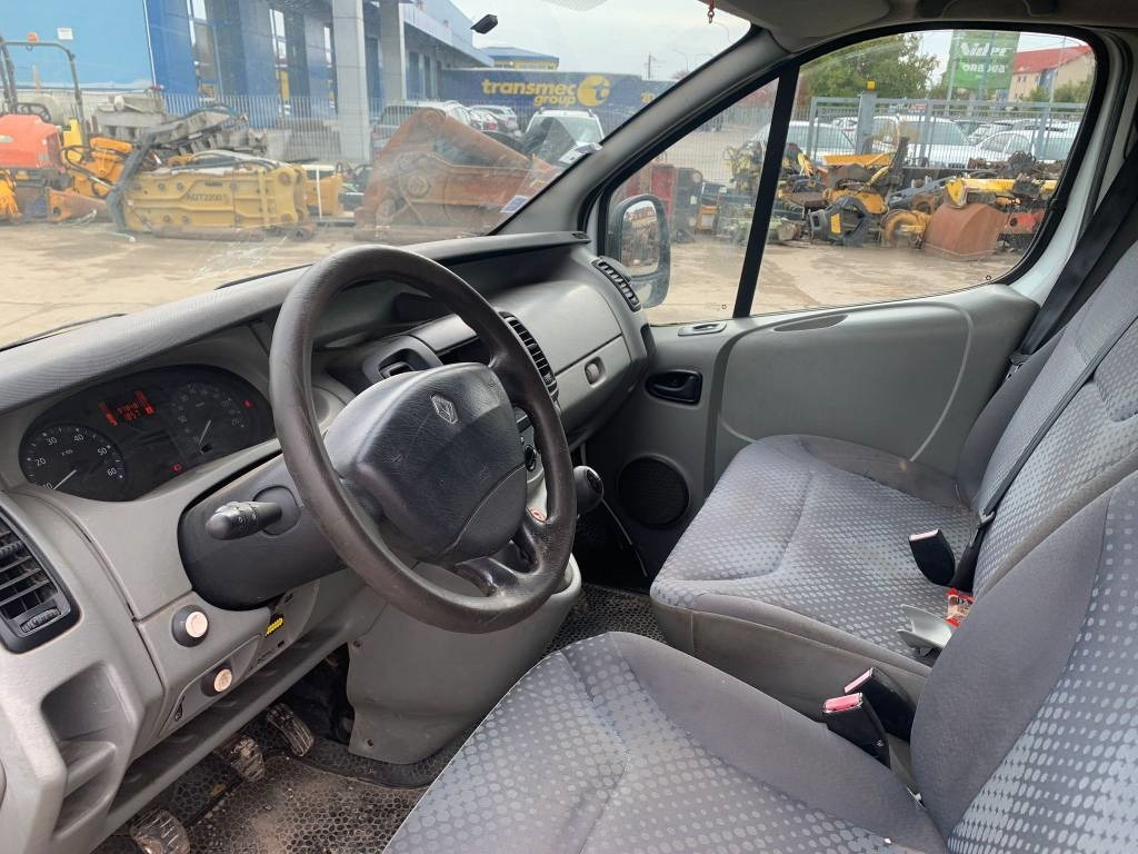 Panel van Renault Trafic: picture 12