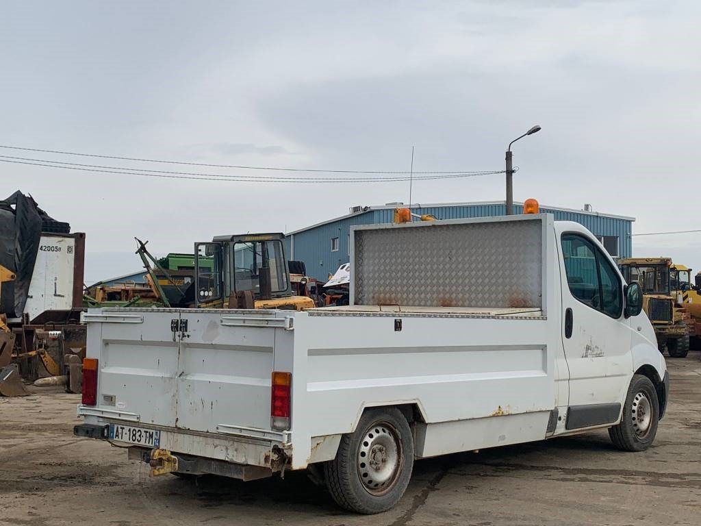 Panel van Renault Trafic: picture 10