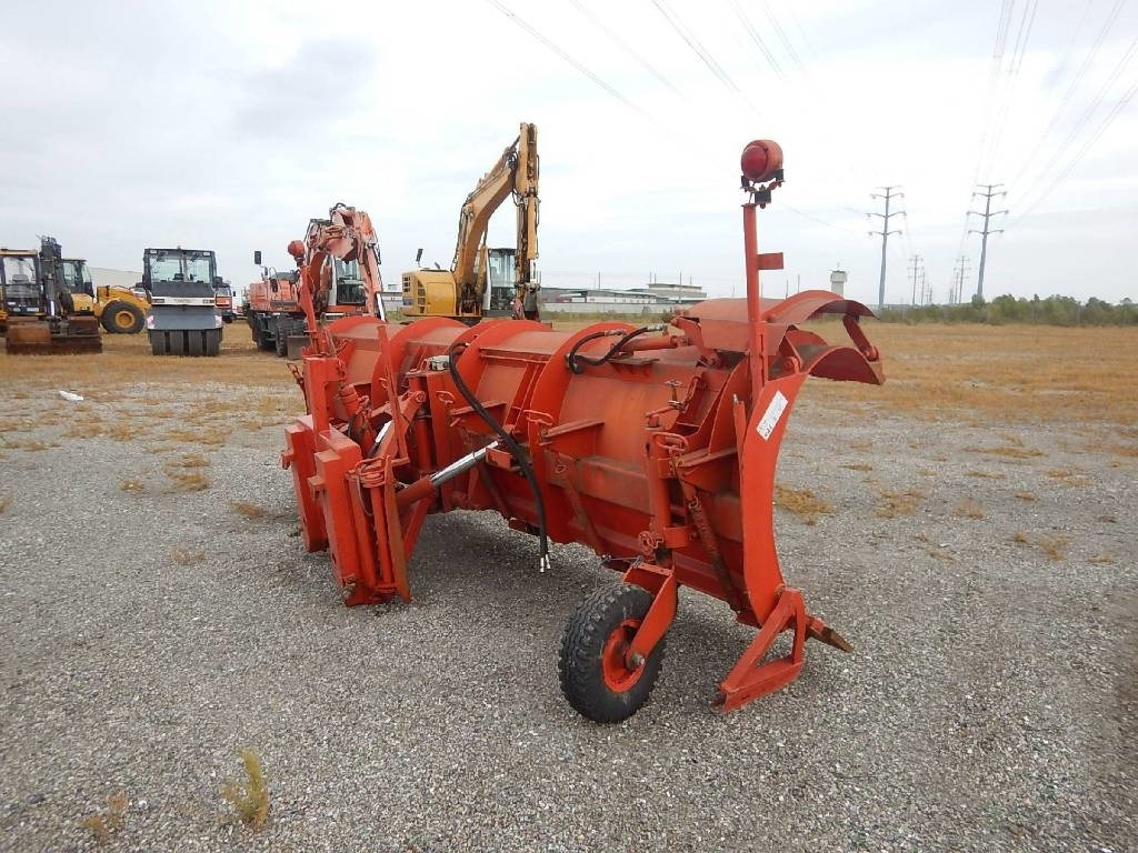 Schmidt SM6 - Snow plough: picture 2 Schmidt SM6 - Snow plough: picture 2