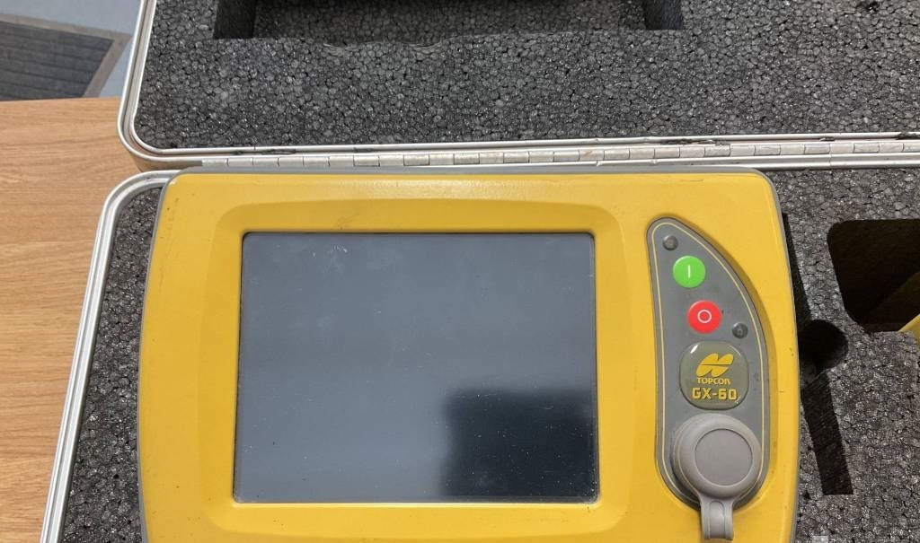 Topcon GX-60 3D GPS EQUIPMENT - Electrical system for Construction machinery: picture 3 Topcon GX-60 3D GPS EQUIPMENT - Electrical system for Construction machinery: picture 3