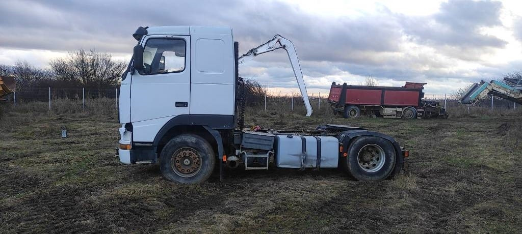 Volvo FH12 380 - Tractor unit: picture 3 Volvo FH12 380 - Tractor unit: picture 3