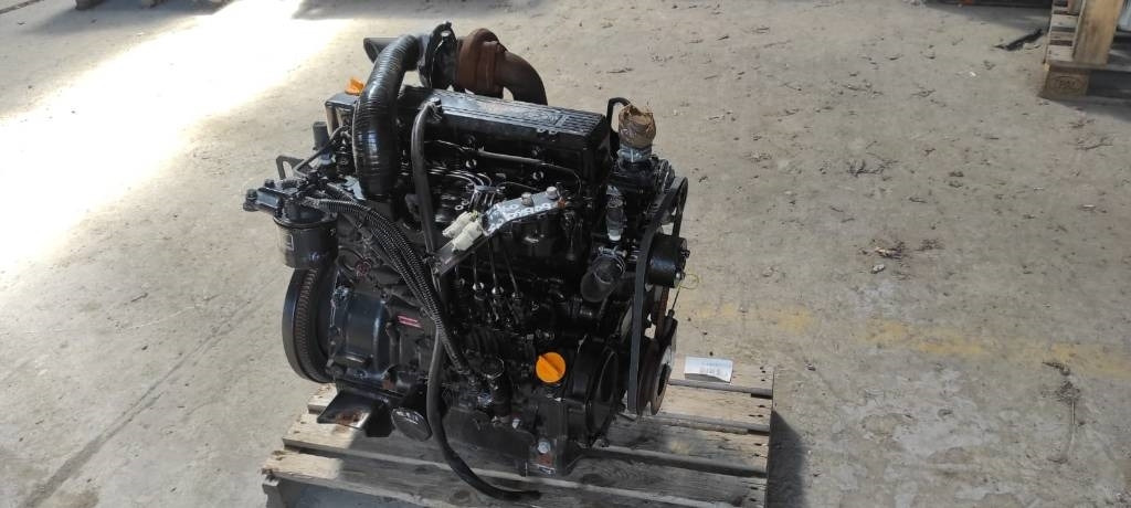 Yanmar 4TNE100 - Engine for Agricultural machinery: picture 1 Yanmar 4TNE100 - Engine for Agricultural machinery: picture 1