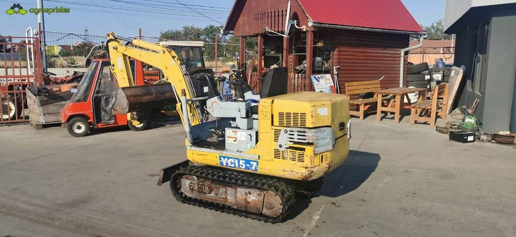Yuchai YC15SCH-7 - Mini excavator: picture 3 Yuchai YC15SCH-7 - Mini excavator: picture 3