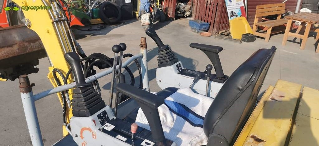 Yuchai YC15SCH-7 - Mini excavator: picture 5 Yuchai YC15SCH-7 - Mini excavator: picture 5