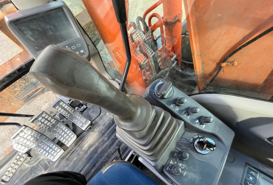 HITACHI Zaxis 130 on lease HITACHI Zaxis 130: picture 7