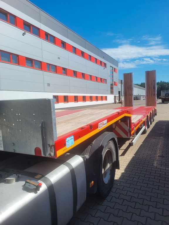 Faymonville MAX TRAILER MAX100-N-4A-9.30-U - Low loader semi-trailer: picture 2 Faymonville MAX TRAILER MAX100-N-4A-9.30-U - Low loader semi-trailer: picture 2