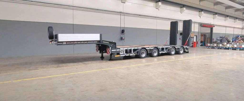 Faymonville Multi-N-4(2+2) - Low loader semi-trailer: picture 1 Faymonville Multi-N-4(2+2) - Low loader semi-trailer: picture 1