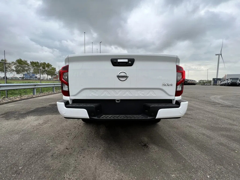 Nissan Navara 4x4 2.5 D Double Cab - LE Plus - AUTOMATIC - FULL OPTIONS - EURO 2 - NEW!! - 3 UNITS - Pickup truck, Combi van: picture 5 Nissan Navara 4x4 2.5 D Double Cab - LE Plus - AUTOMATIC - FULL OPTIONS - EURO 2 - NEW!! - 3 UNITS - Pickup truck, Combi van: picture 5