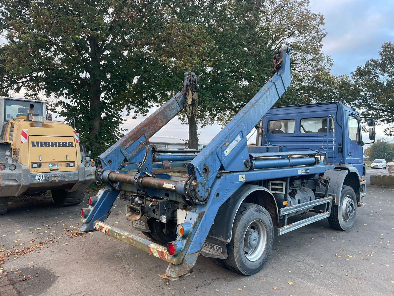 Mercedes-Benz 1828 Absetzkipper - Tipper: picture 5 Mercedes-Benz 1828 Absetzkipper - Tipper: picture 5