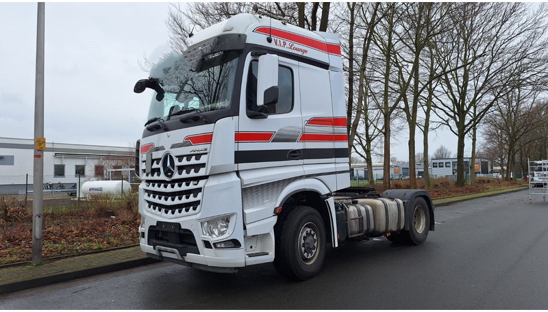 Mercedes-Benz 1845 Arocs 4x4 HD 1-Hand on lease Mercedes-Benz 1845 Arocs 4x4 HD 1-Hand: picture 12 Mercedes-Benz 1845 Arocs 4x4 HD 1-Hand on lease Mercedes-Benz 1845 Arocs 4x4 HD 1-Hand: picture 12
