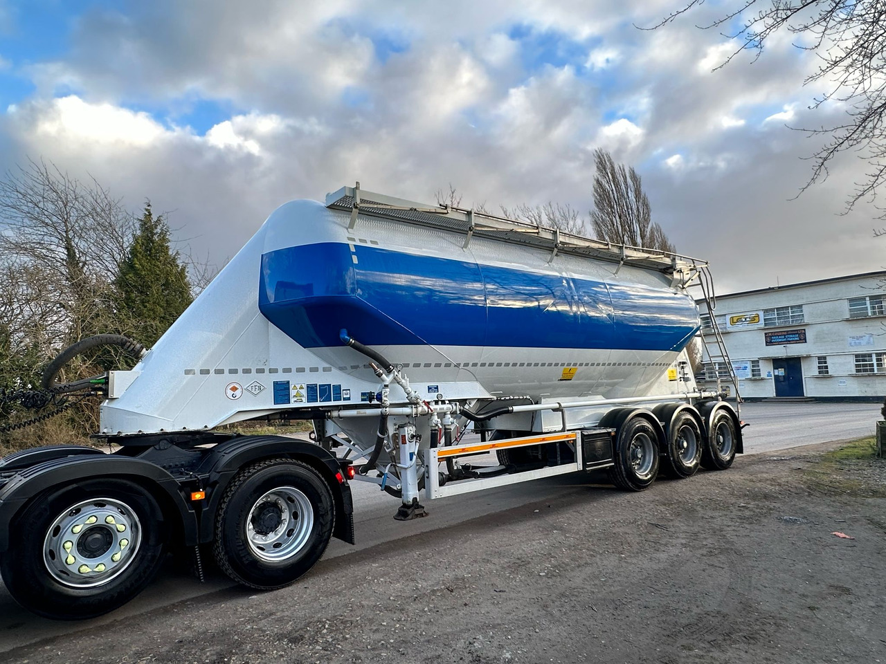 2013 Feldbinder Powder Tanker - Silo semi-trailer: picture 3 2013 Feldbinder Powder Tanker - Silo semi-trailer: picture 3