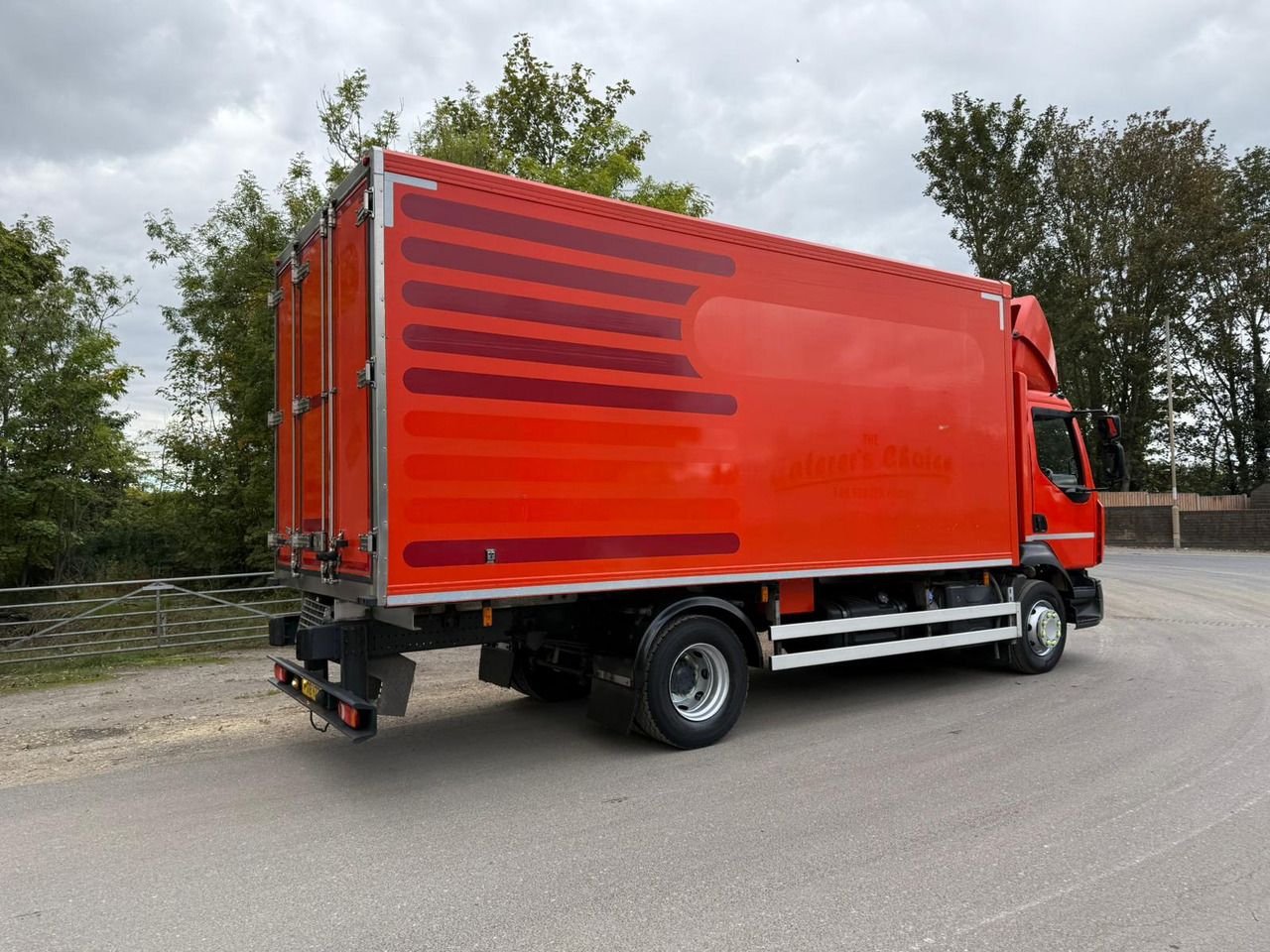 Refrigerator truck 2018 Renault D Refrigerated Truck: picture 21