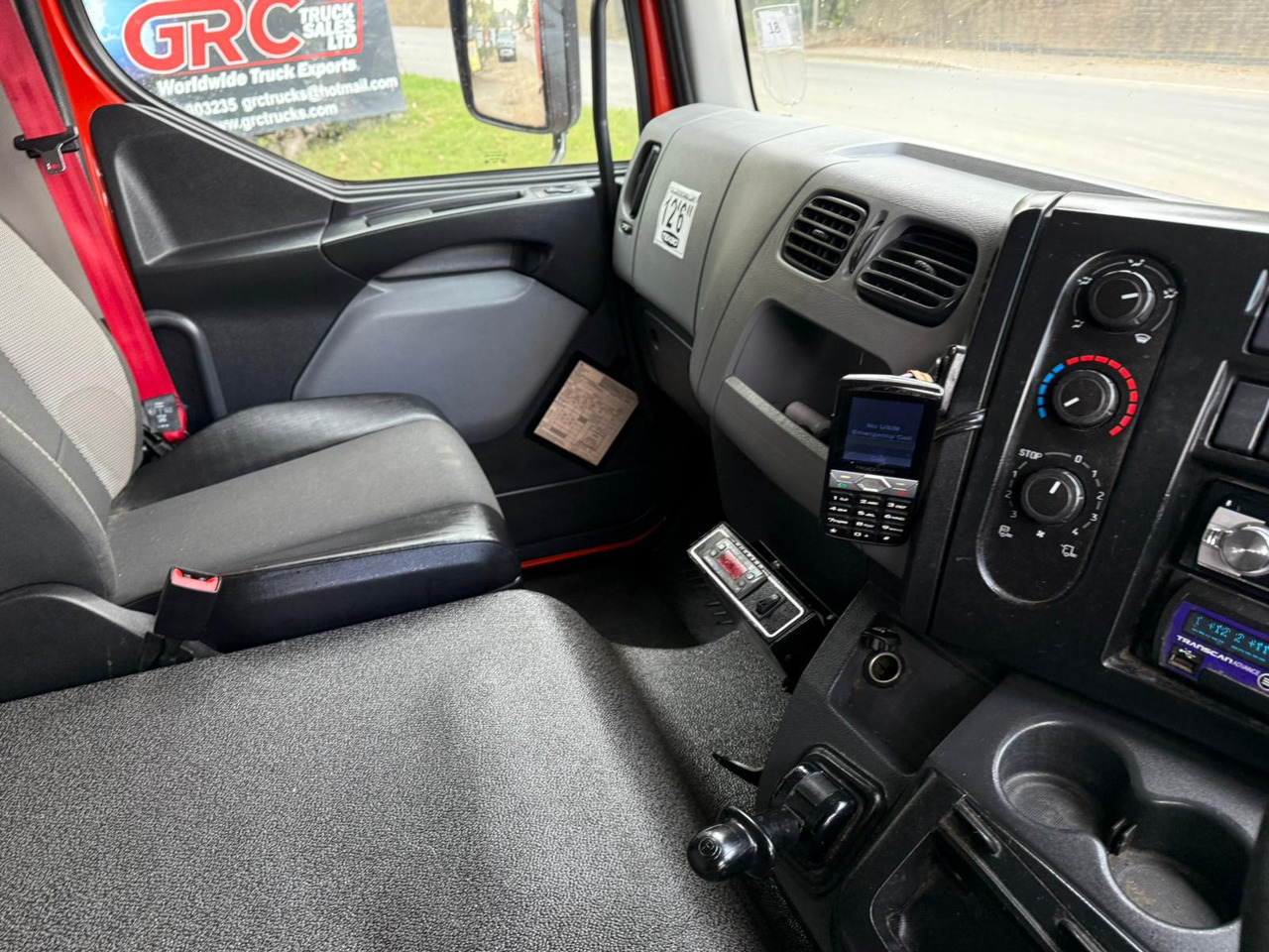 Refrigerator truck 2018 Renault D Refrigerated Truck: picture 38